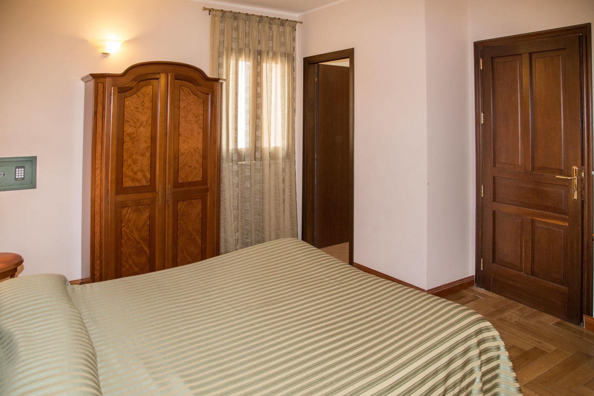 Residence Acropoli Syracuse Buitenkant foto