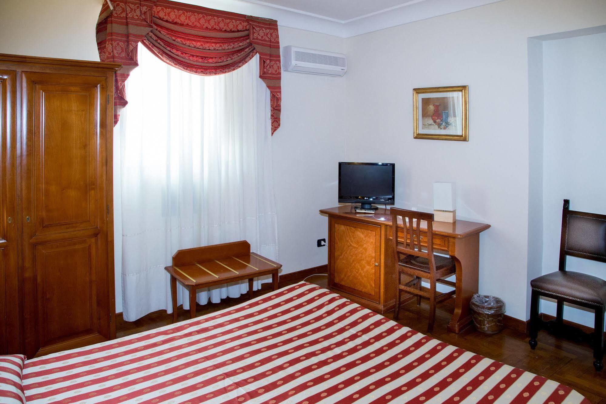 Residence Acropoli Syracuse Buitenkant foto