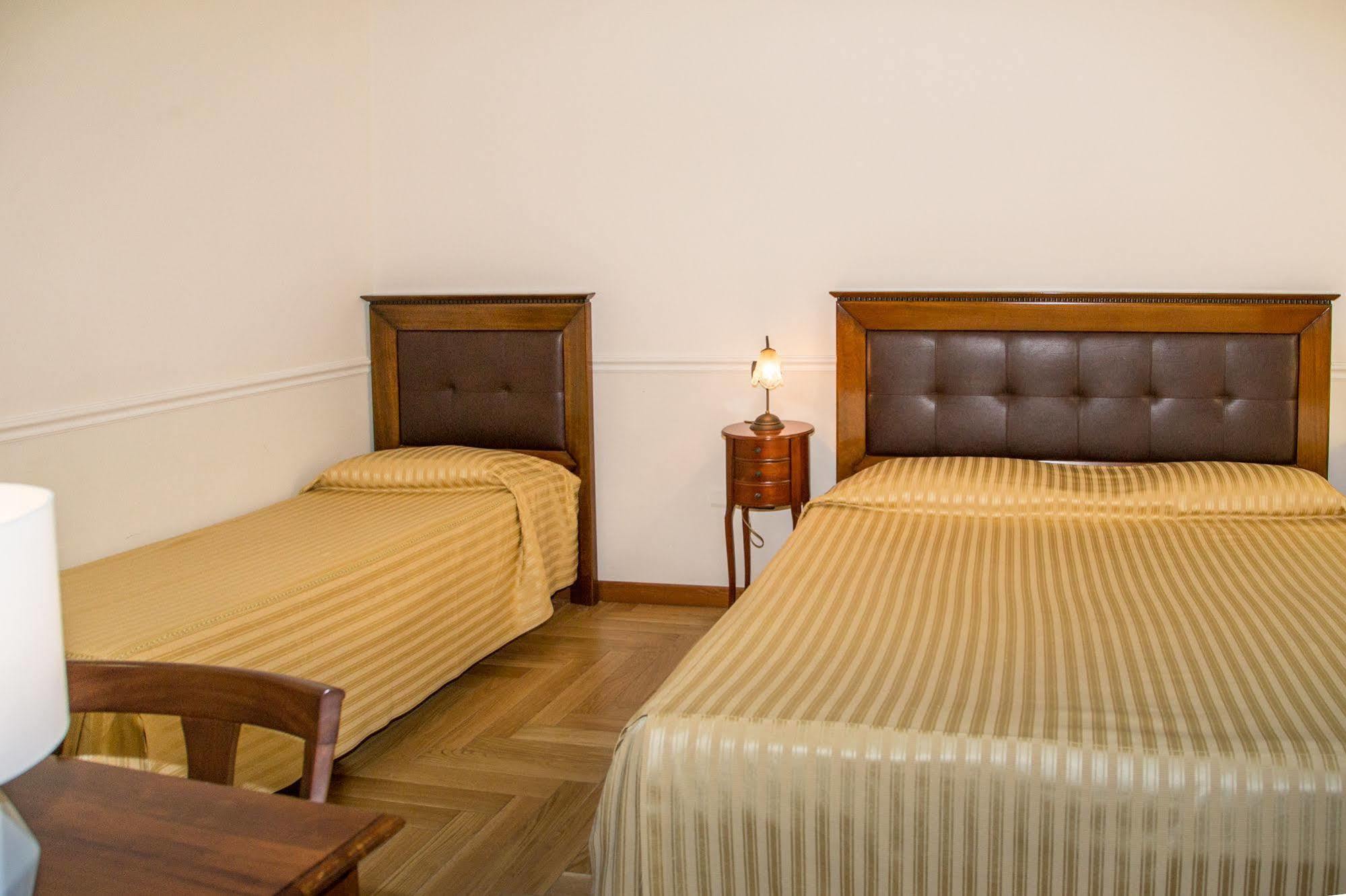 Residence Acropoli Syracuse Buitenkant foto