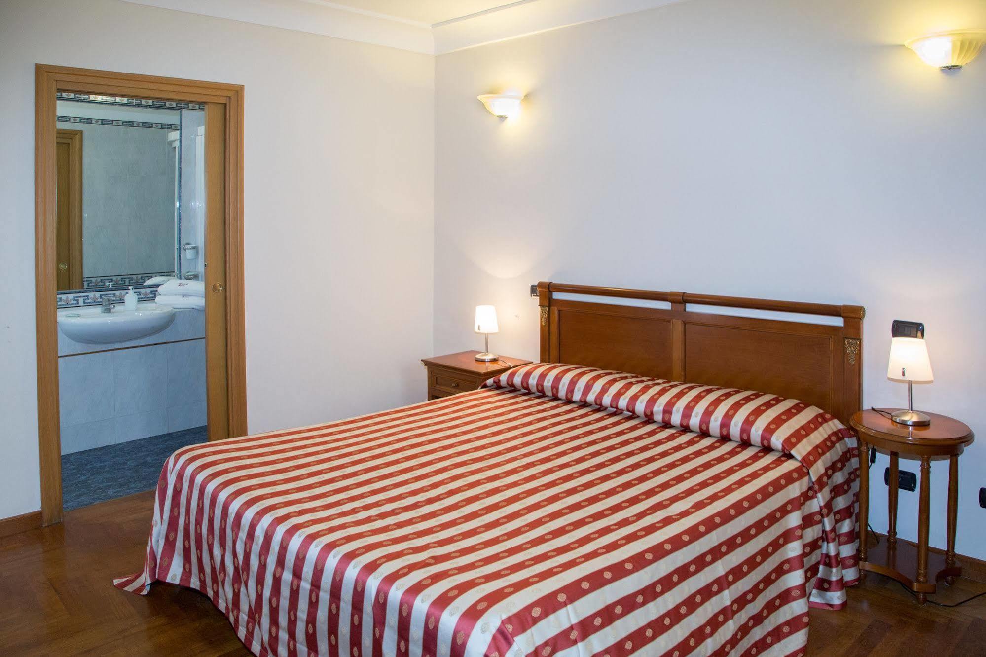 Residence Acropoli Syracuse Buitenkant foto